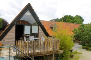 Het gebouw waarin het vakantiehuis zich bevindt