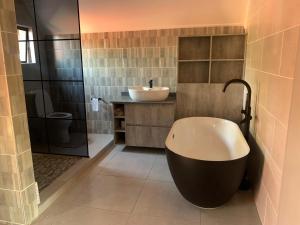 Koupelna v ubytování The Nelsons on 99 Smith