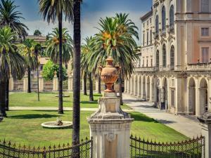 A garden outside Domus Corsini