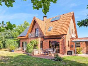 Το κτήριο όπου στεγάζεται  η παραθεριστική κατοικία