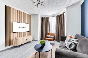Posezení v ubytování NEW! Stylish home I Perfect for groups I Parking