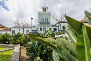 Κήπος έξω από το A Casa da Cascata