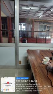 Imagen de la galería de Hotel manish, en Māt
