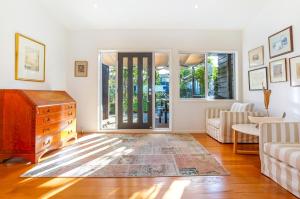 Φωτογραφία από το άλμπουμ του Shelley Beach Homestead with Chalet σε Waiheke Island