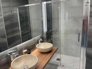 Koupelna v ubytování Piso Amplio cerca Plaza de España 2 hab 2 baños