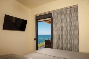 Et tv og/eller underholdning på Panoramic Sea View