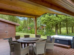 Zahrada ubytování Holiday Home Patrizia - 1km from the sea by Interhome + 25 fotografií