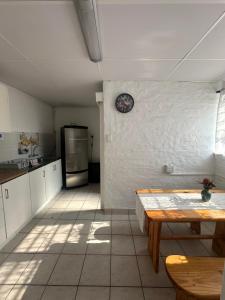 O bucătărie sau chicinetă la Corner Cottage - All to yourself +11 fotografii