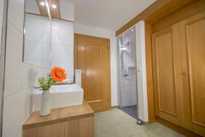 Fotografie z fotogalerie ubytování Ferienwohnung Pension Tirol v destinaci Bichlbach