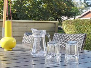 Nápoje v ubytování Apartment Sophy - 150m from the sea by Interhome