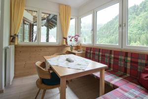 Fotografie z fotogalerie ubytování Ferienwohnung Pension Tirol v destinaci Bichlbach