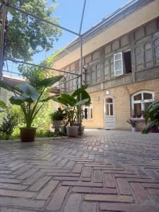 Το κτήριο όπου στεγάζεται  το hostel