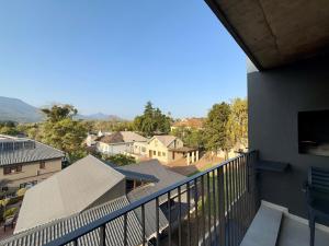 Nespecifikovaný výhled na hory nebo výhled na hory při pohledu z apartmánu + 1 fotografie