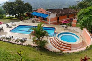 Billede fra billedgalleriet på Escape to Nature in Copacabanas Hidden Gem i Copacabana + 56 billeder