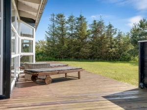 En have udenfor Holiday Home Vaula - 800m from the sea by Interhome + 17 billeder