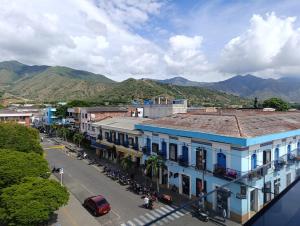 En generel udsigt til bjerge eller udsigt til bjerge taget fra hotellet