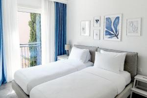 Una cama o camas en una habitación de BERGAUF Two
