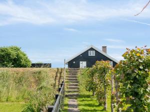 Zahrada ubytování Holiday Home Ofrath - 5m from the sea by Interhome