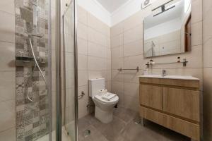 Ένα μπάνιο στο Rocha Beach Flat in Portimão +44 φωτογραφίες