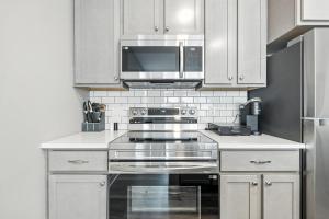 Gallery image of IRIE Living Retreat Kg 2bd Gym Pool Brand New in Whitestown