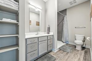 Gallery image of IRIE Living Retreat Kg 2bd Gym Pool Brand New in Whitestown +23 photos
