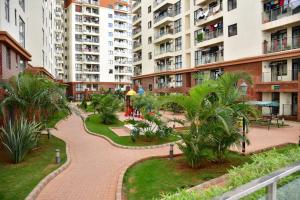 Taman di luar Nairobi comfy JKIA Apartments