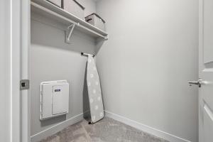 Fotografie z fotogalerie ubytování IRIE Living Homey Kg 2bd Gym Pool Brand New v destinaci Whitestown