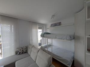 Afbeelding uit fotogalerij van Apartamento Carmen y Adolfo in Laredo