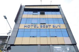 Bangunan di mana terletaknya hotel