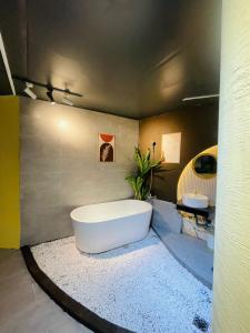 Bilik mandi di MMT Homestay +26 gambar
