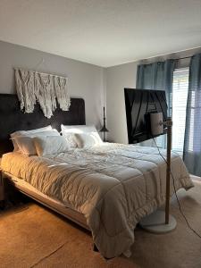 En eller flere senge i et værelse på Black Hills Beauty - Perfect for Families