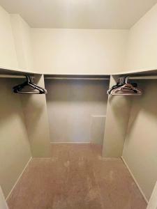 Gallery image of Pet-Friendly 1BR Condo Free Parking, Discount! in Cheltenham Village