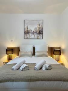 Postel nebo postele na pokoji v ubytování T1 calme et confort Avenue Garibaldi - DABNB