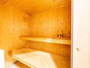 Photo de la galerie de l'établissement Ferienhaus mit Kamin, à Granzow