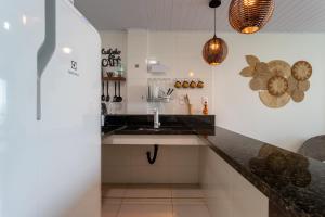 Nhà bếp/bếp nhỏ tại Estúdio 6 - Vista Incrivel em Espaço Aconchegante +18 ảnh