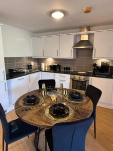 Dapur atau dapur kecil di The View +22 gambar