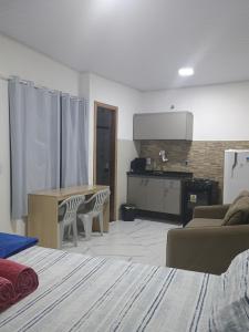 Η κουζίνα ή μικρή κουζίνα στο Espaço familiar 2 +2 φωτογραφίες