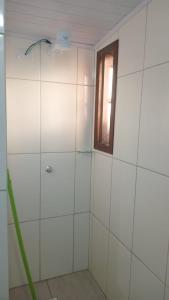 Koupelna v ubytování Kitnet mobiliada