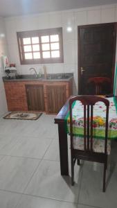 Kuchyň nebo kuchyňský kout v ubytování Kitnet mobiliada