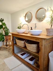 Koupelna v ubytování Le Pré de la Mer Le Gîte