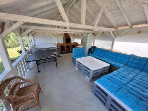 O zonă de relaxare la Casuta din Gradina +44 fotografii