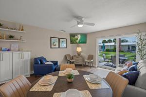 Χώρος καθιστικού στο Jamaica Royale Beach Get-A-Way