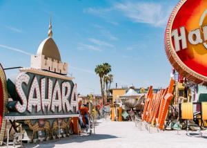 Billede fra billedgalleriet på Sparkly Downtown Apt with Free Parking i Las Vegas