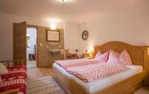 Fotografie z fotogalerie ubytování Apartment Kornerhof Kaltenbach Zillertal v destinaci Kaltenbach