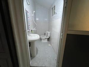 Ένα μπάνιο στο Vuga House