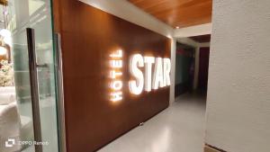 a wall with the words the solo star written on it at Hotel Star Islamabad in Islamabad