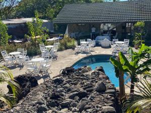 Bazén v ubytování Hotel O'Hiro Rapa Nui nebo v jeho okolí