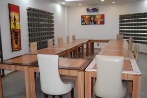 Konferenční prostory v ubytování Hôtel SAPY + 108 fotografií