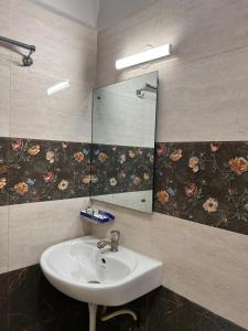 Galeriebild der Unterkunft RG SUITES XOTEL Near NIMHANS HOSPITAL in Bangalore