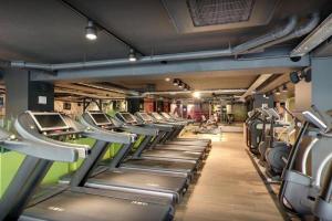 Fitness centrum a/nebo fitness zařízení v ubytování Apt Prado Plage Vélodrome